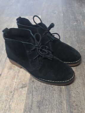 Hush Puppies Black Suede Lace-Up Ankle Booties Size 42
